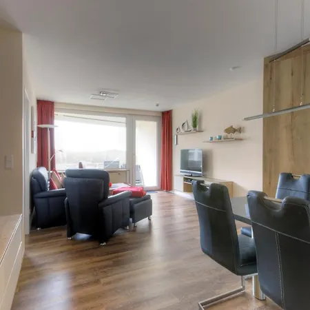 Trafalgar 125 Apartment *