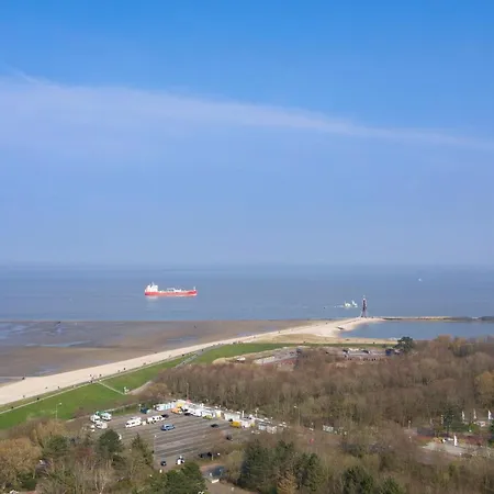 Apartment Trafalgar 125 *